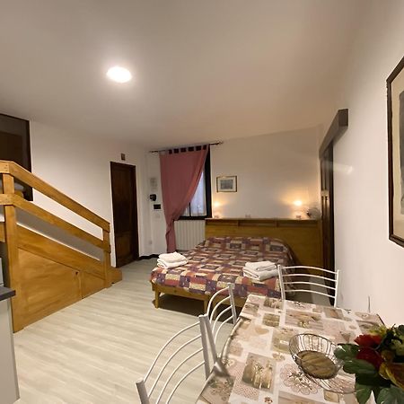 Antica Corte Milanese Novate Milanese Exterior foto